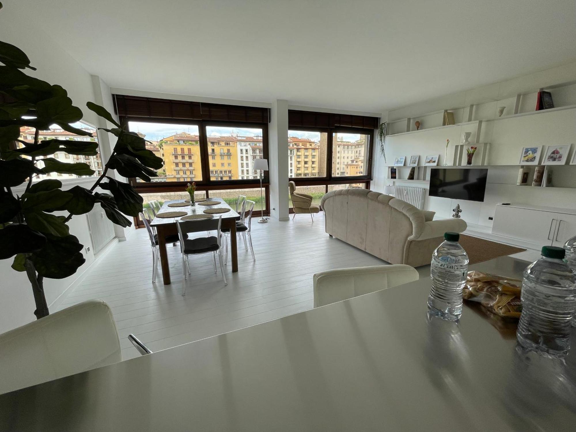 Ponte Vecchio Vista -floating On The Arno- Apartamento Florença
